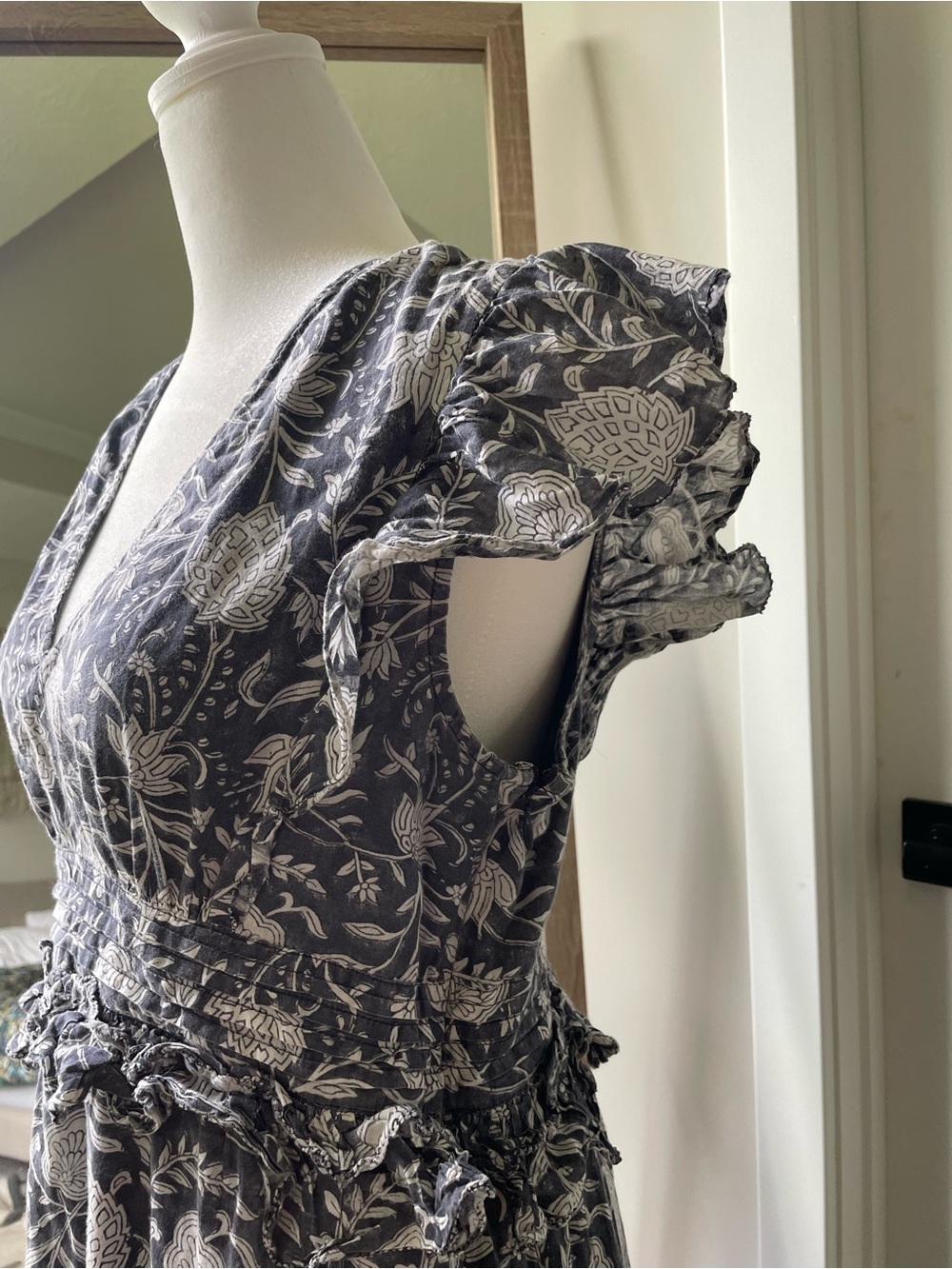 Cleobella Cherie Floral Ruffle Midi Dress Medium Organic Cotton - Picture 4 of 7